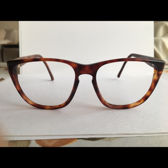 Oliver Monclair Accessories Oliver Montclair Paris Large Frame